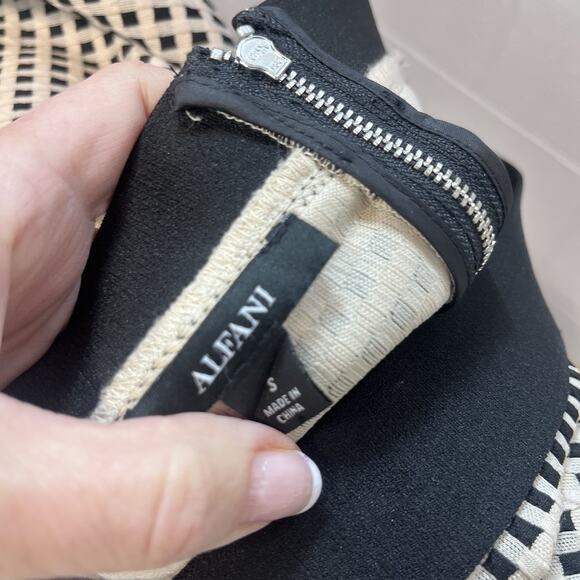 Alfani Skirt size Small Black Ivory Textured Check Straight Pencil Midi Stretch - Picture 7 of 7